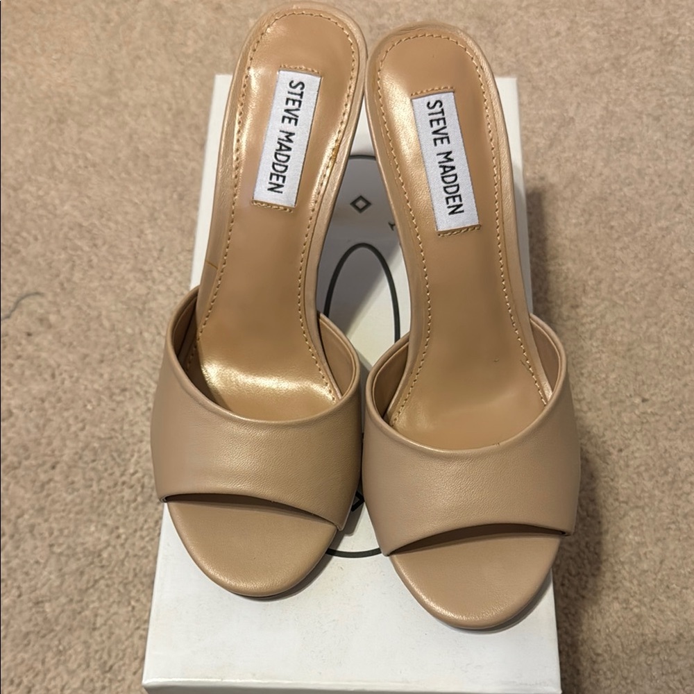 Steve Madden Tan Mules with Heel
